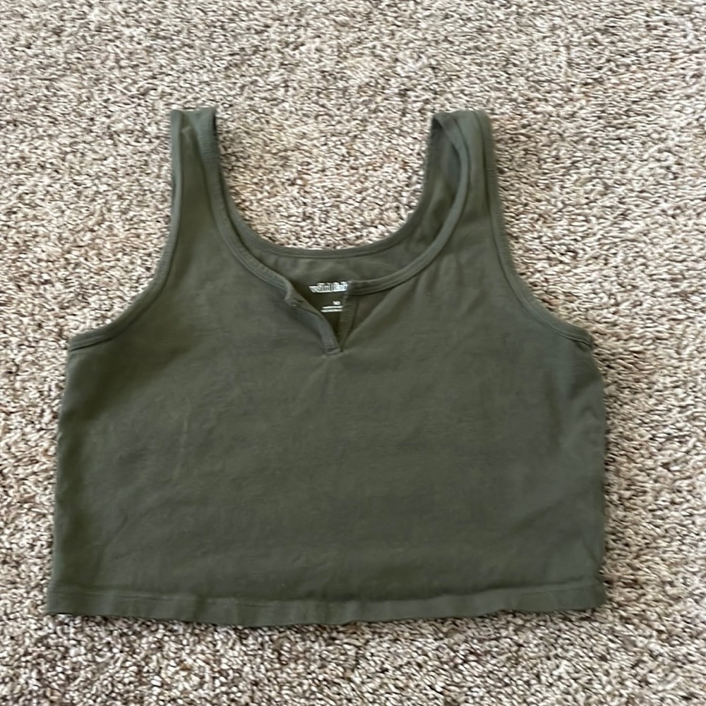 army green super comfy casual cropped tank